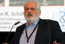Wer kann das Rätsel um meine Krankheit lösen, Prof. Schäfer?
