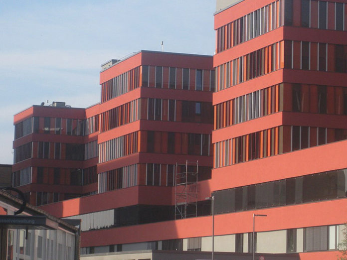 neu_960px-Klinikum-offenbach-2010 Sana Klinikum Offenbach