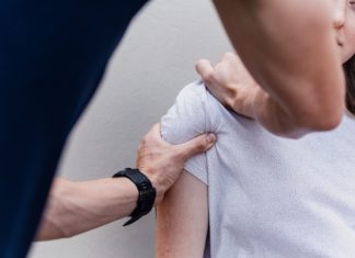 Schulter-OP: Wann ist eine Operation notwendig? Schmerzen in der Schulter