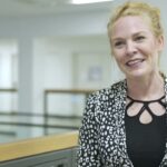 Wie finde ich eine passende Klinik für die Implantation einer Knieprothese?