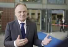 Ist nach der Knieprothesen-OP eine Reha notwendig?